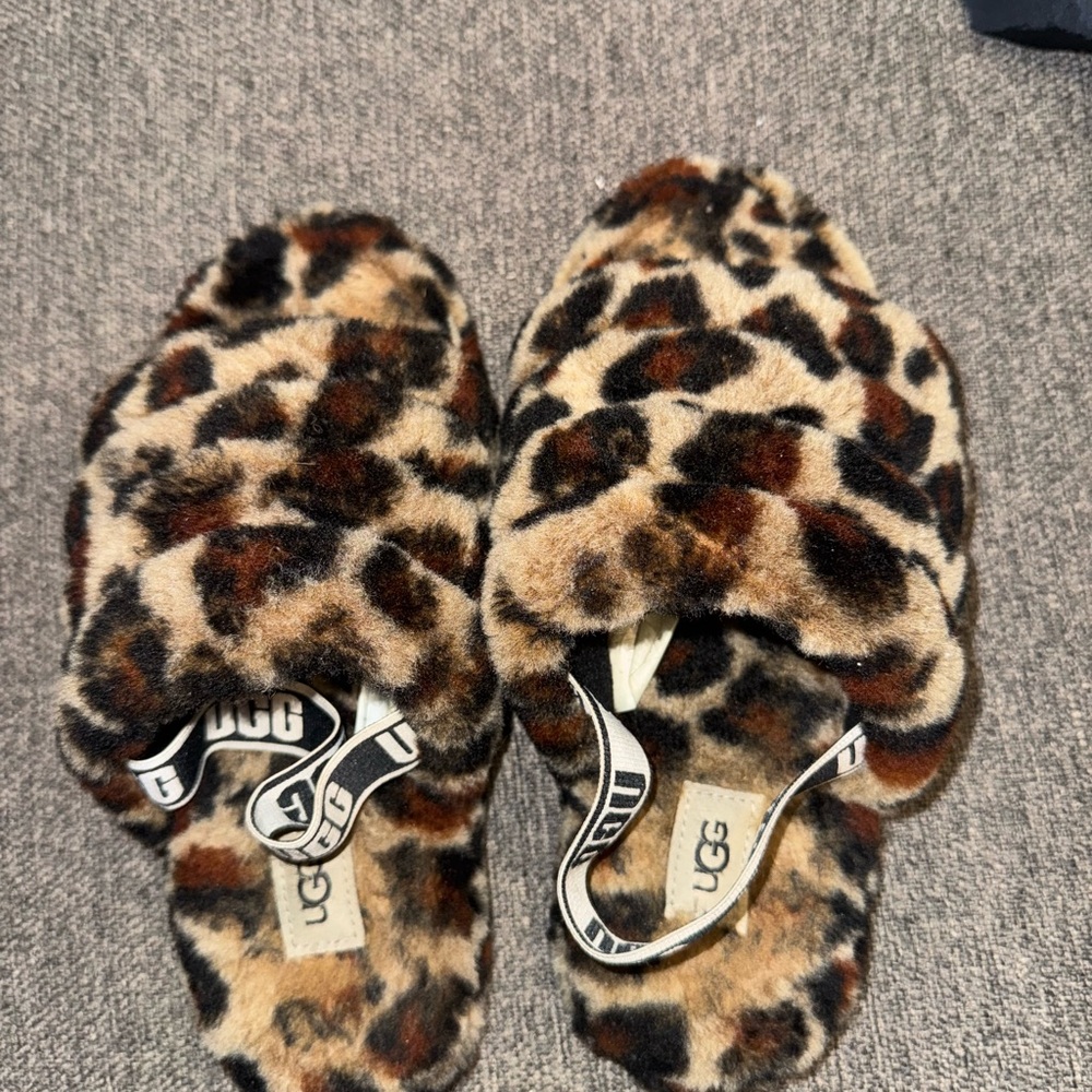 UGG Leopard Print Faux Fur Crossband Slippers - Brown Black Tan